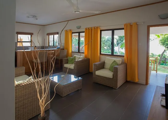 Anse Soleil Beachcomber Hotel&Self Catering